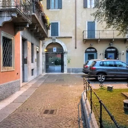 Castle View Lodge Intero Appartamento Verona Centro Storico Exterior foto